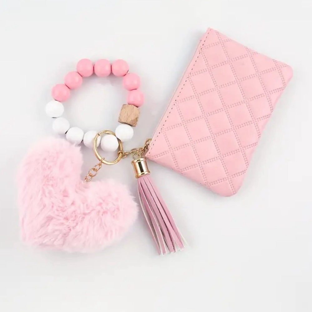 New Chic Pink Quilted Cardholder with Heart Keychain